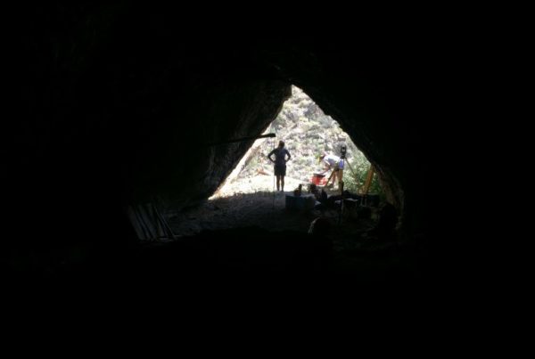 Archaeologists Collaborate With Looters To Uncover Mysteries Of Spirit Eye Cave