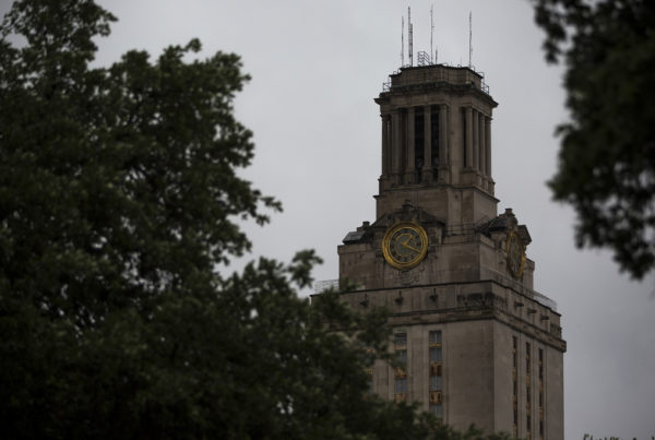 Texas Donors Eye UT Athletics After Players Protest School Anthem
