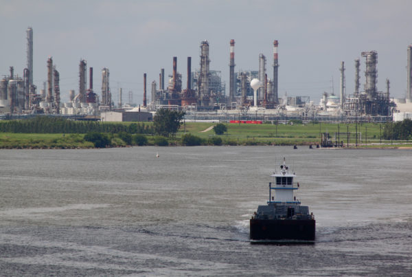 Oyster Harvesting Suspended Until Further Notice After Houston Ship Chemical Spill