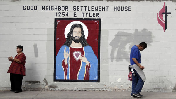 Shelters And City Governments Scramble To Help Migrants In The Rio Grande Valley