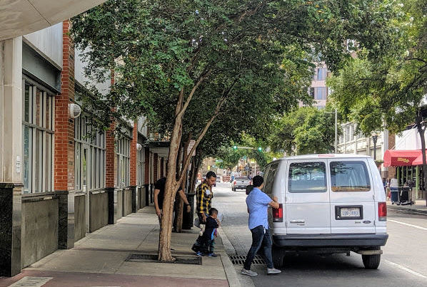 Fewer Migrants Are Coming Through San Antonio: Resource Center Will Stay Open At Least 4 More Months