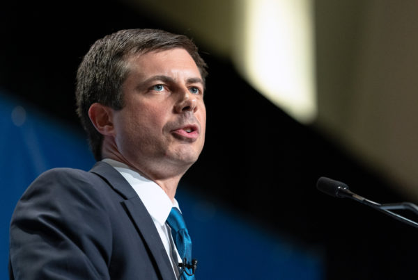 Has Every Democratic President In the Past 50 Years Been A Political Outsider?