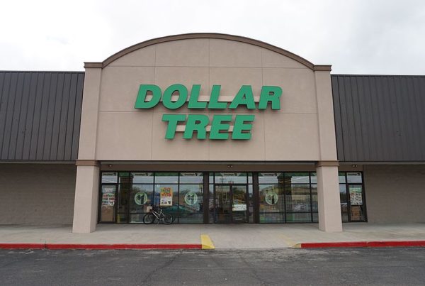 In A Fight For Healthier Food, Fort Worth Is Fending Off Dollar Stores