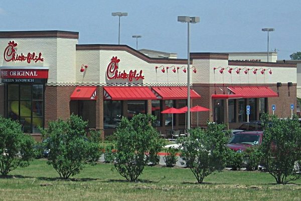 New Labor Rule Weakens Corporate Responsibility Over Pay Of Franchise Workers