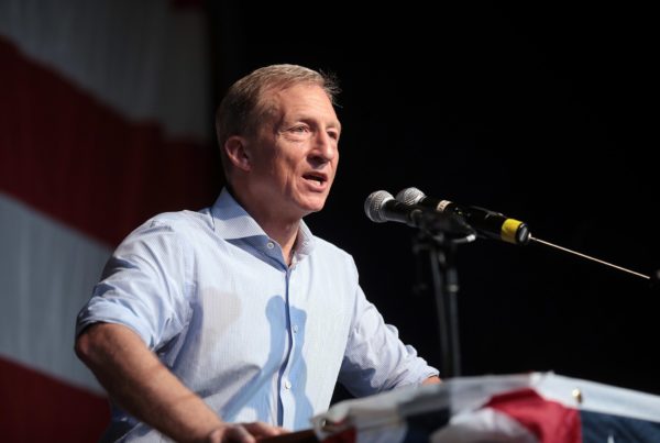 Democratic Presidential Candidate Tom Steyer Hires A Texas Campaign Director