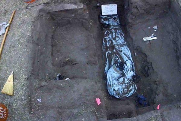 The Dead In The Desert: Unknown Burials And Operation ID