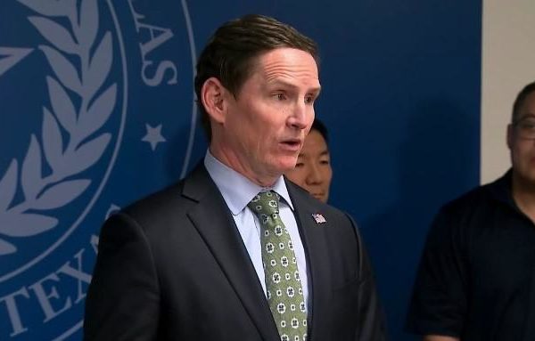 Dallas County Judge Says New COVID-19 Restrictions Are An Opportunity To ‘Be Patriotic’