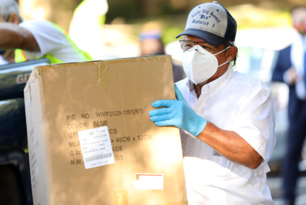 No Mask Mandate From Abbott Despite Texas COVID-19 Surge