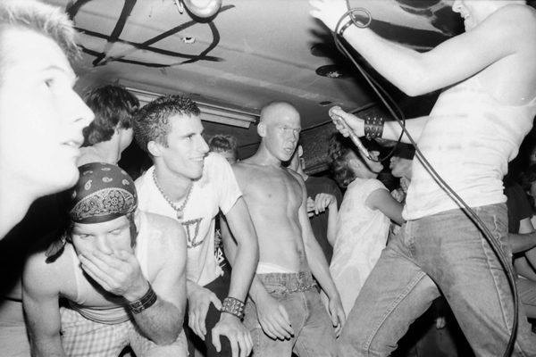 Offenders and crowd The Offenders, Voltaire’s Basement, June 1984.