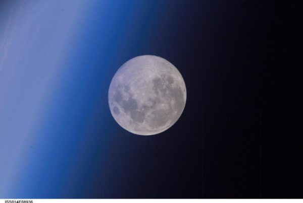 These Texas Astronomers Want To Get A Look At Ancient Stars – From A Telescope On The Moon