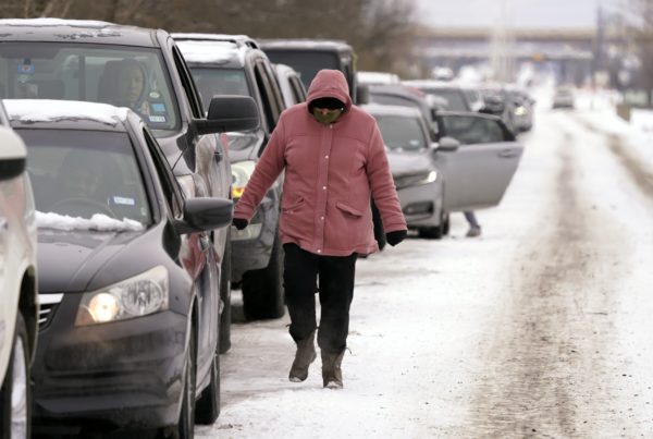 Winter Storm Leaves Growing Number Of North Texans Without Water