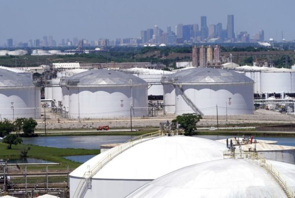 Texas Lawmakers Look To Tighten Rules For Storage Tanks In Flood-Prone Areas To Prevent Chemical Spills, Fires