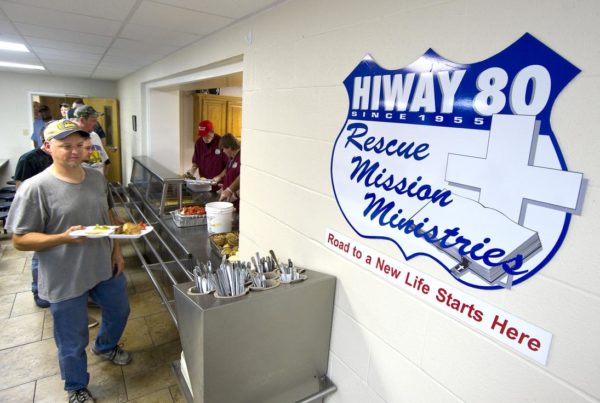 East Texas Shelter Houses 200 People During Winter Storm