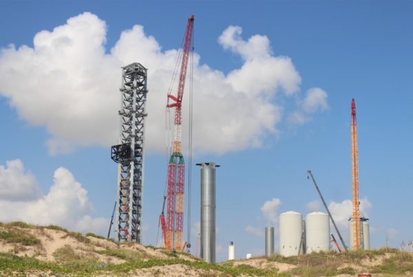 SpaceX Prepares To Launch Largest Rocket Ever Despite Ongoing FAA Review