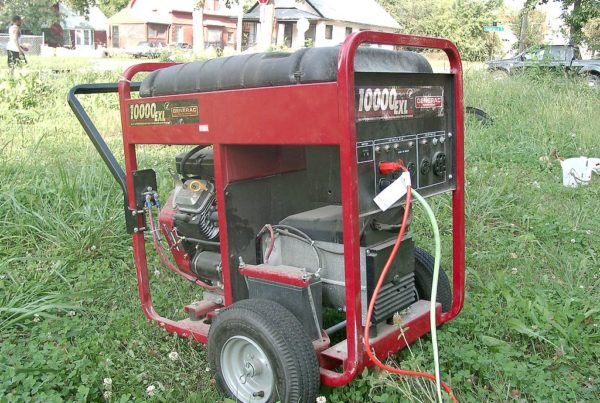 Generators can cause deadly carbon monoxide poisoning. But the industry resists rules to make them safer