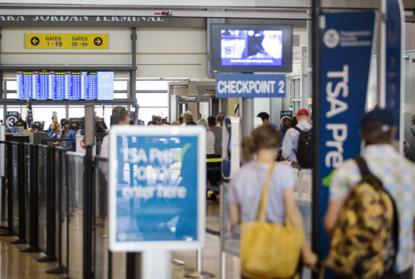Fact Check: Are vaccines the cause for worldwide flight cancellations?