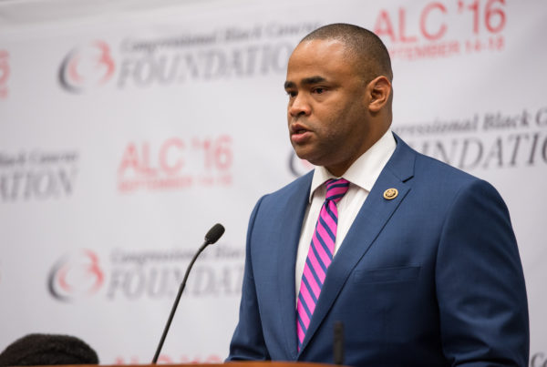 Texas Rep. Marc Veasey on Biden’s Europe trip, and why a no-fly zone over Ukraine is a no-go right now