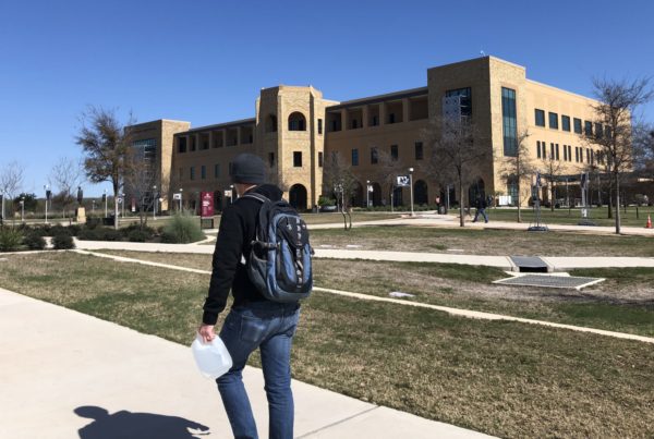 ‘The Enduring Gap’ podcast explores problems and solutions related to Latino higher education