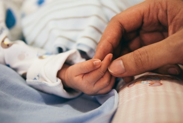 Why advocates say Texas needs to expand postpartum Medicaid again