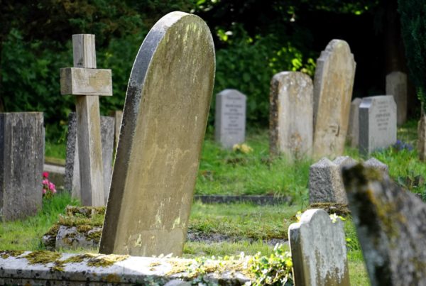 Advocates are fighting to save this historic north Dallas cemetery