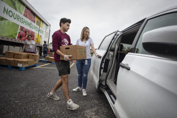 How Texans can help feed their neighbors this holiday season