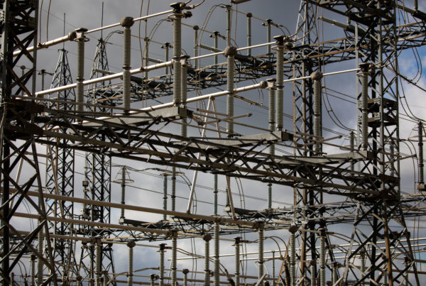Rush to install new batteries to meet power demands underway in Texas and California