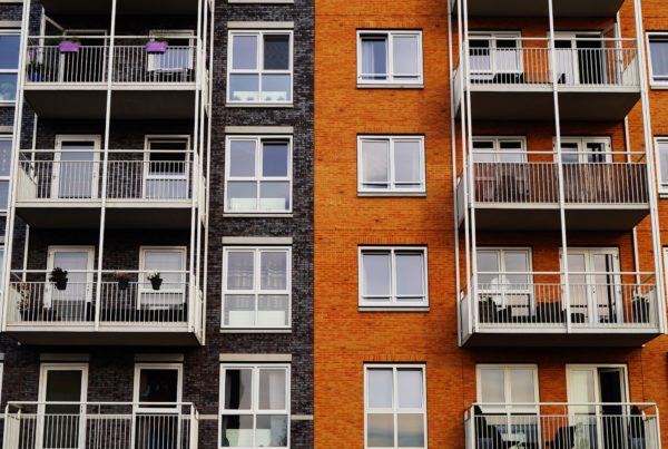 An underused approach to housing families: bigger apartments