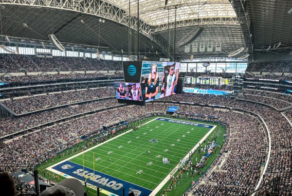 Dallas Cowboys overcome Brady, Buccaneers for first road playoff win since 1992