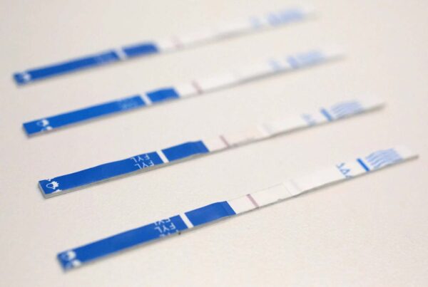 Bills trying to legalize fentanyl test strips flood the Texas Legislature