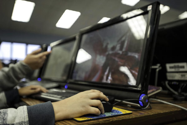 Nearly all students are taking STAAR online now. A lawmaker and educators want to change that.