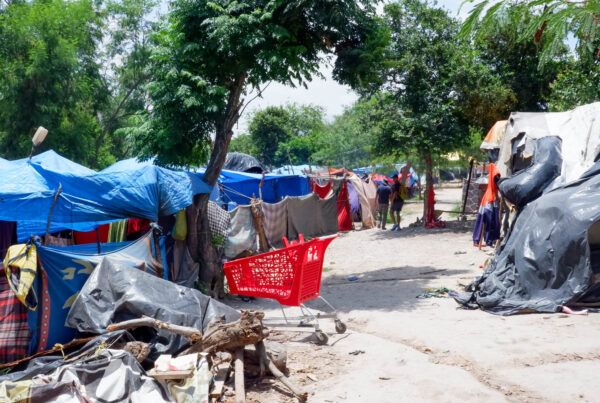 Cómo se ve sobre el terreno en la frontera, meses después de que terminara el Título 42