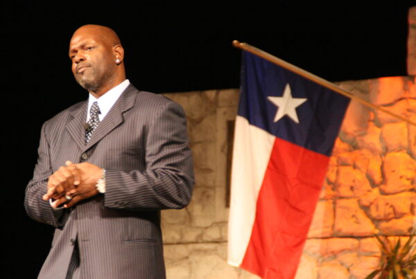 Legendary Cowboys running back Emmitt Smith looking to fight opioid overdoses