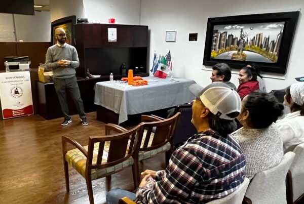 Immigrant advocates prepare residents for law that would make illegal entry to Texas a state crime
