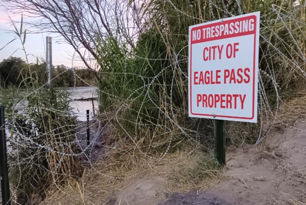 Eagle Pass sees convoys, Republican governors gather to call for border security