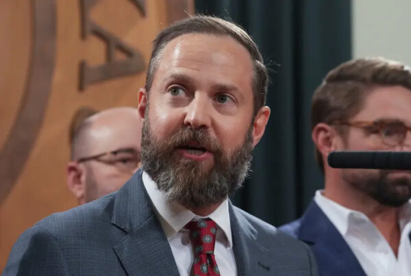 Dustin Burrows walks a tightrope seeking Republican and Democratic support for Texas House speaker bid