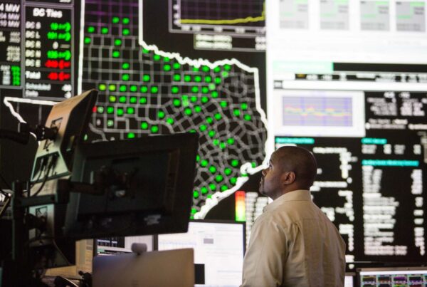 Worried about power outages in Texas during this winter storm? Here’s what to know.