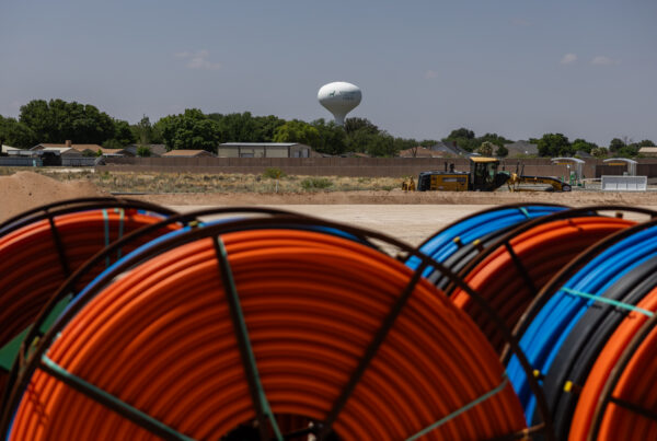 How Monahans built its own broadband network