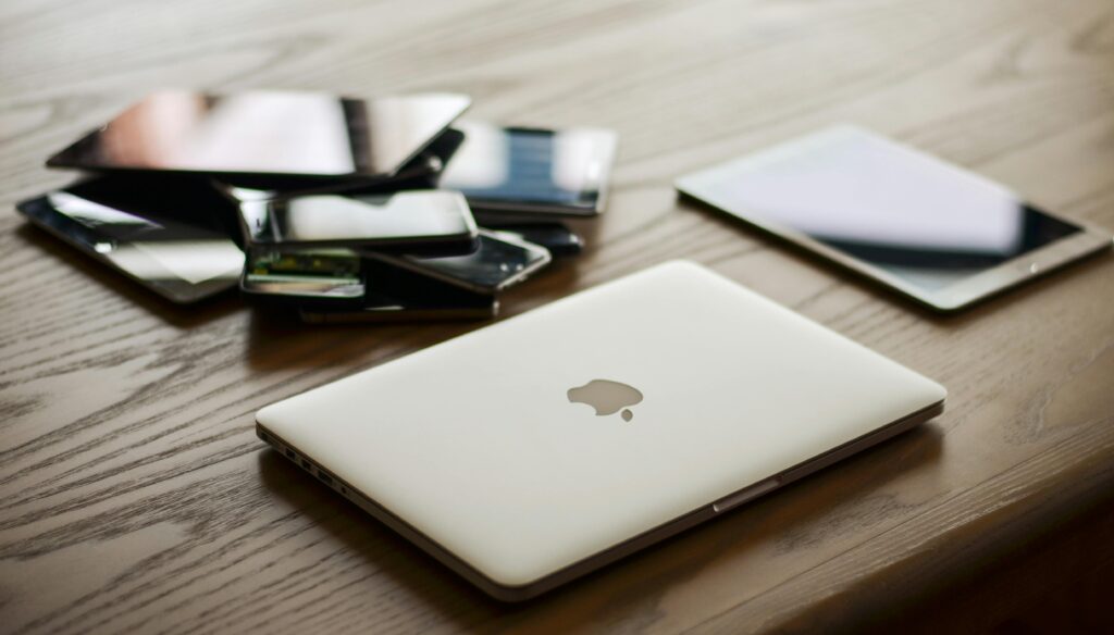 Apple may seek new chip sources, possibly in Texas