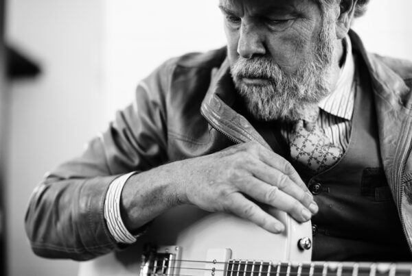 Robert Earl Keen plans a star-studded benefit concert for Kerrville on Aug. 28