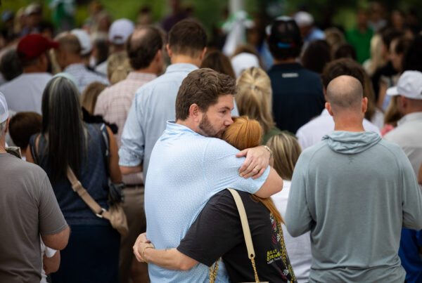 ‘We come together, we help strangers’: Texas grief counselor gives advice on how to support others