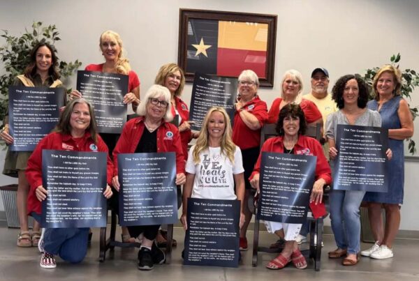 Ten Commandments posters arrive in Texas public schools, thanks to Glenn Beck, Christian conservative groups