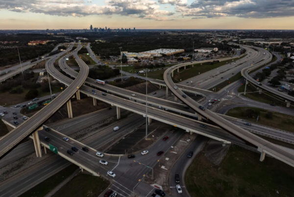 Car-dominant Texas needs more public transit to meet mobility demands, TxDOT report says