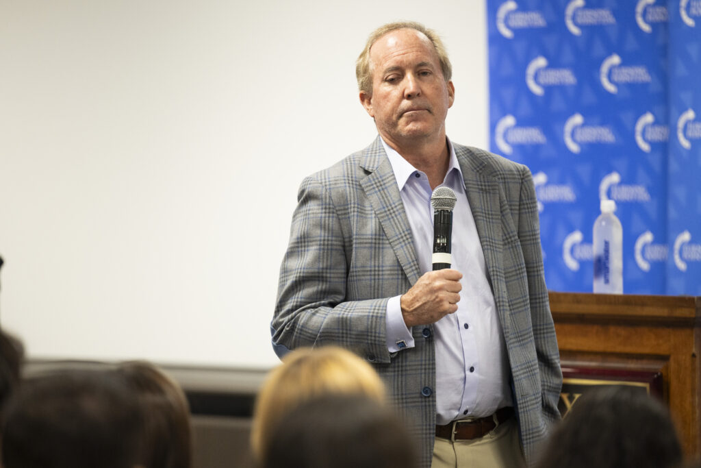 Paxton struggles to raise money for his Senate primary run