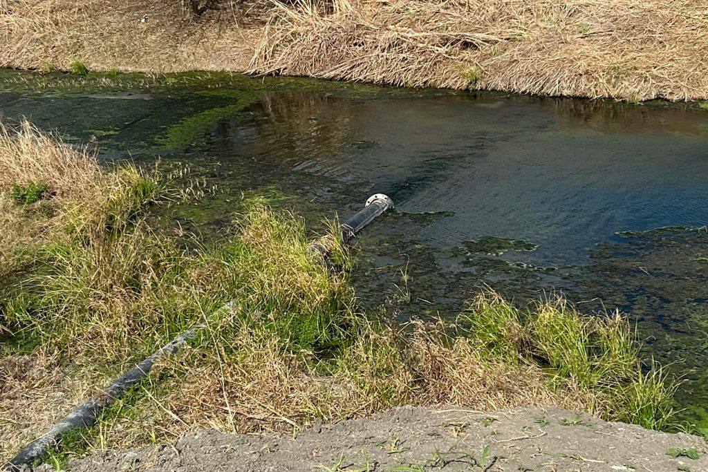 A drainage ditch and Tesla's lithium refinery reveal Texas' permissive permitting for industrial wastewaters