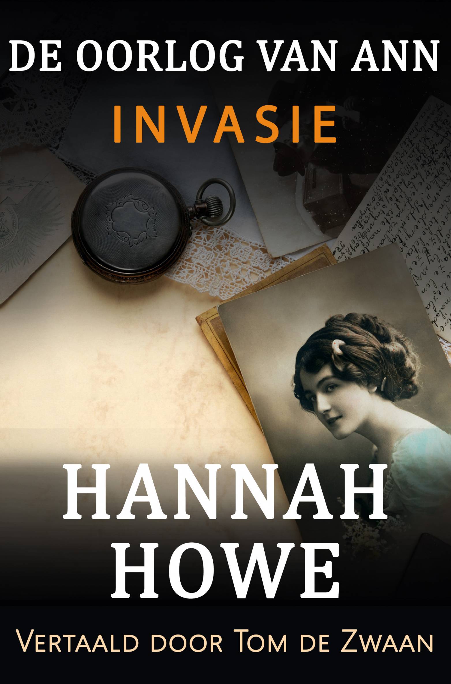 This image is the cover for the book De Oorlog van Ann – Invasie