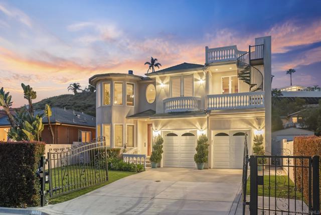 1028 Van Nuys St San Diego CA 92109
