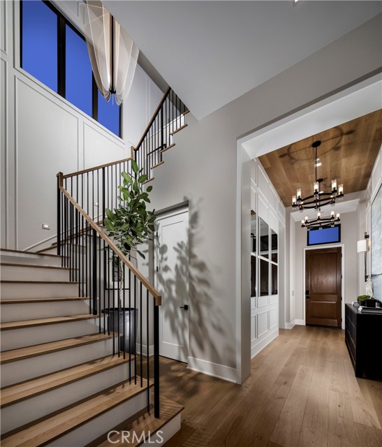 541 PENINSULA Irvine CA 92602