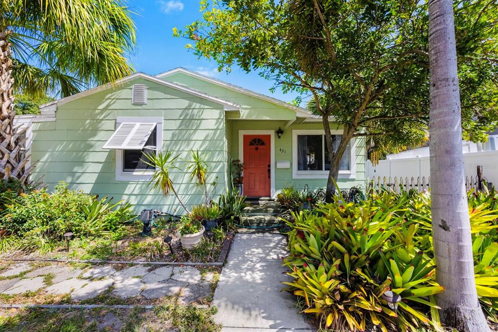 431 61ST AVENUE NE SAINT PETERSBURG FL 33703