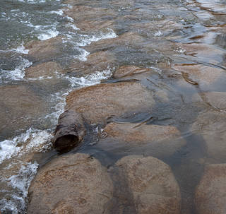 Texture of /water/foam-and-rapids/foam-and-rapids_0001_02