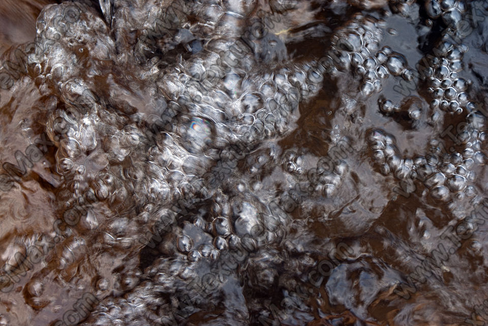 Texture of /water/foam-and-rapids/foam-and-rapids_0016_03